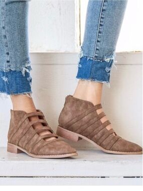Mi.iM Brown Suede Cutout Ankle Booties